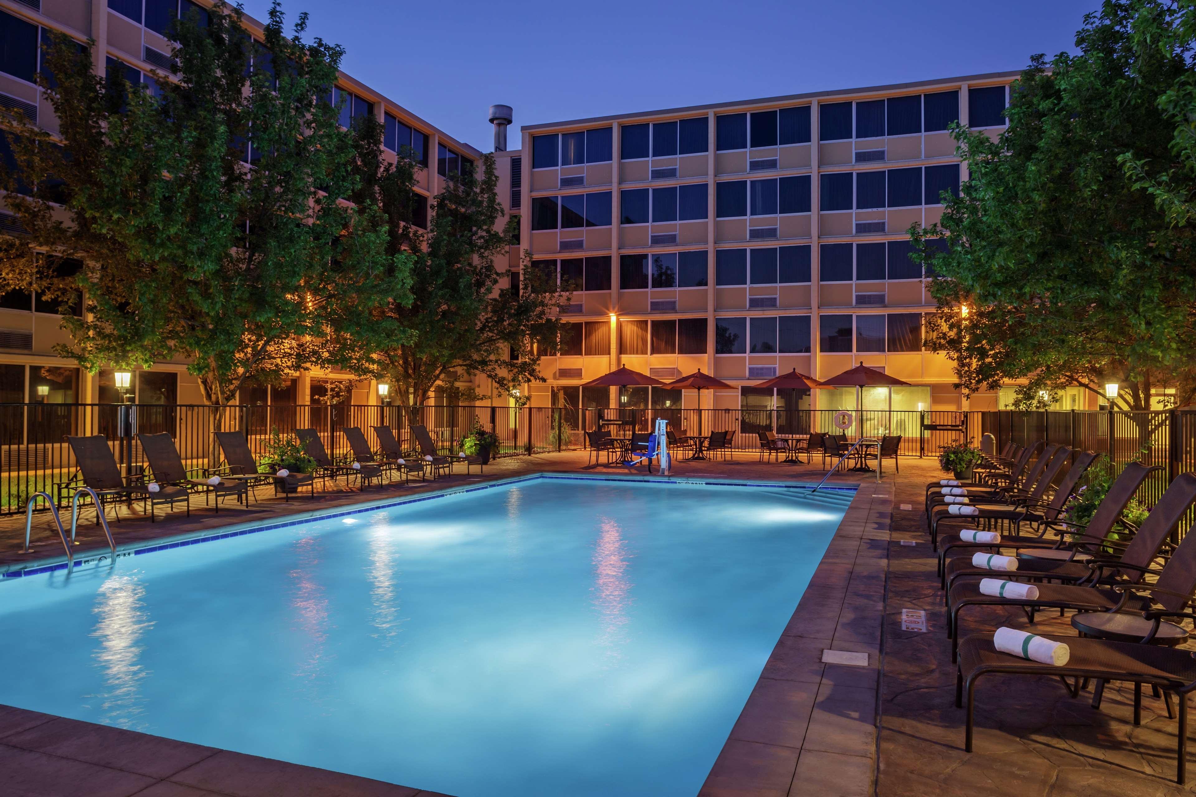 Doubletree By Hilton Denver Central Park Eksteriør bilde